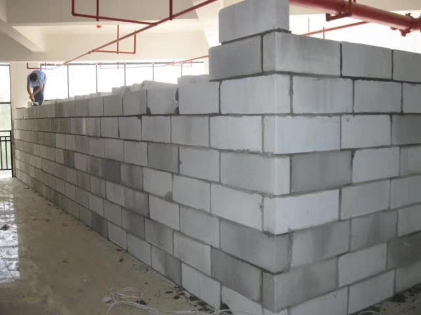 中牟蒸压加气混凝土砌块承重墙静力和抗震性能的研究